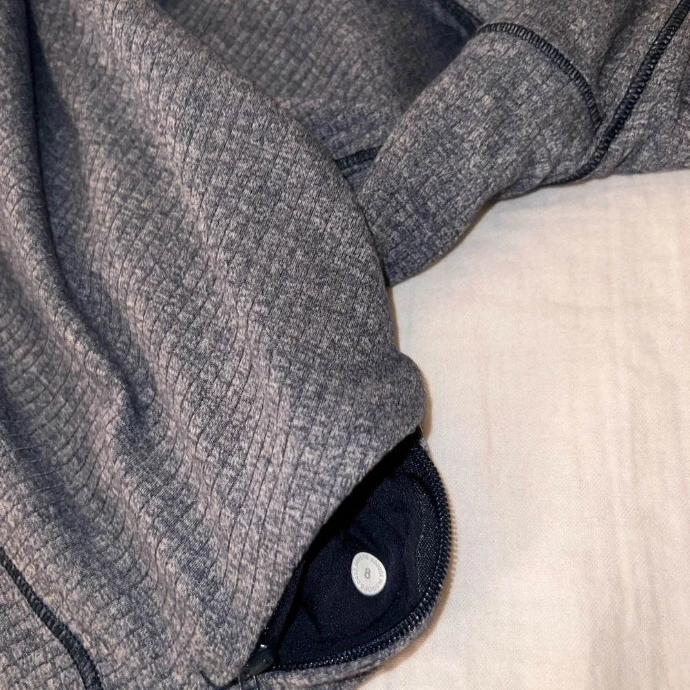 Lululemon - It’s Rulu Run Cropped Half Zip Ribbed Women’s Size 8